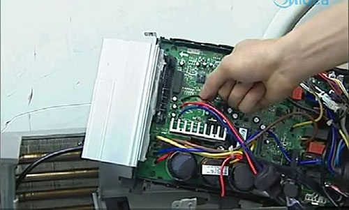 科尔沁左翼中美的空调电话是多少